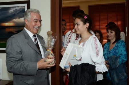 Zihni Aldırmaz festival konuklarıyla buluştu