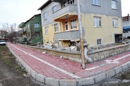 Zile'de parke çalışmaları devam ediyor