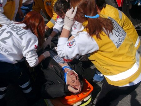 Zincirleme kazada 8 kişi yaralandı