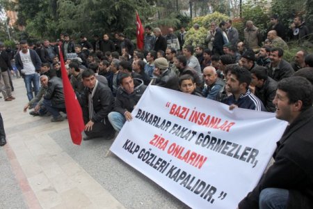 Zincirli Eylem Düzenleyen Esnaf Belediyeye Yürüdü