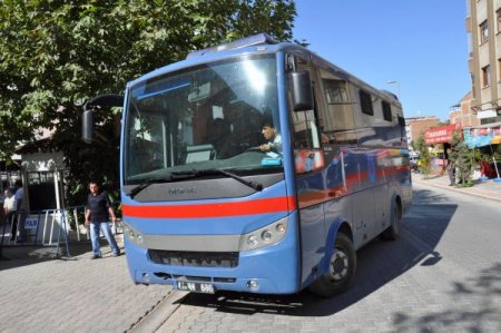 Zirve davası başladı, Hurşit Tolon gelmedi