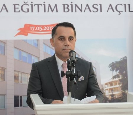 Zirve Üniversitesi Mühendislik Fakültesi Bilal Kara Eğitim Binası hizmete açıldı