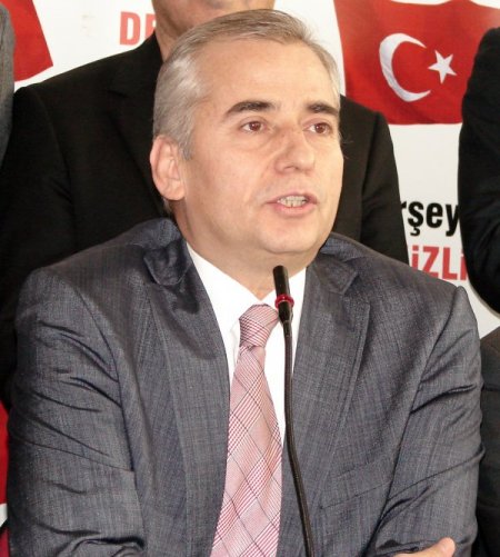Zolan: Denizli 'büyükşehir' olarak hak ettiğini aldı