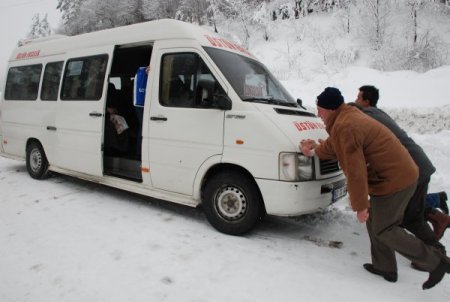 Zonguldak-ereğli Karayolu Zorlukla Trafiğe Açıldı