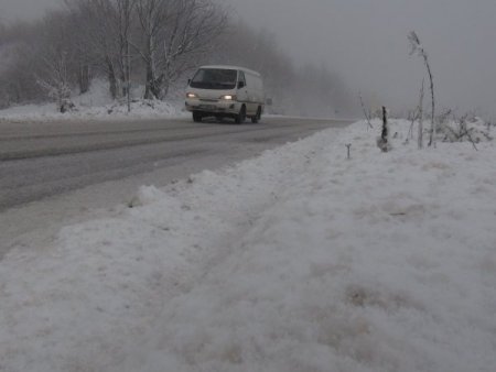 Zonguldak-Ereğli karayolunda kar yağışı
