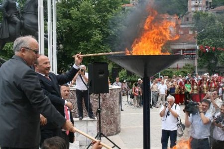 Zonguldak Karaelmas Uluslararası Kültür Ve Sanat Festivali Başladı