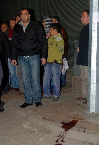 Zonguldak'ta Dolmuşçuların Yolcu Alma Kavgası Kanlı Bitti: 4 Yaralı