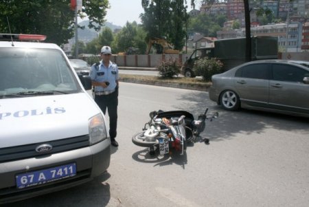 Zonguldak’ta Motosiklet Kazası:1 Yaralı