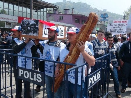 Zonguldak'ta tabutlu işçi bayramı