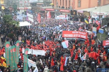 Zonguldak'ta taşeronlaşmaya karşı miting düzenlendi