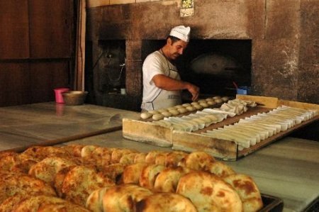Zor Mesleklerin Mesaisi Geceye Kaydırıldı
