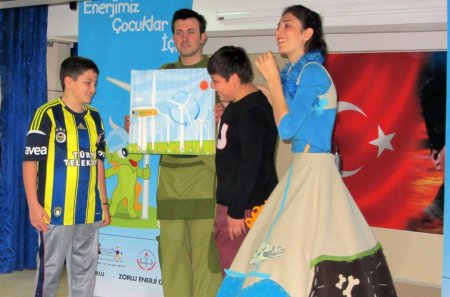 Zorlu Enerji, Bursalı çocuklara enerjiyi drama ile anlattı