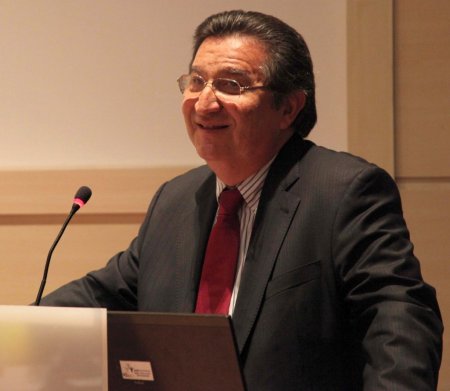 Zorlu'dan kız öğrencilere girişimcilik dersi: Asla pes etmeyin