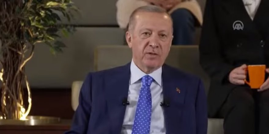 Erdoğan "Kütüphane Söyleşileri" kapsamında gençlerle bir araya geldi