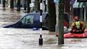 İngiltere sel felaketiyle boğuşuyor